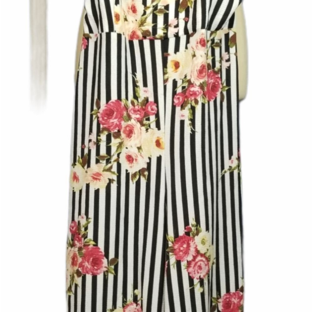 Love Nation Women's Jumpsuit Stripes and Floral Open Back Dressy Medium